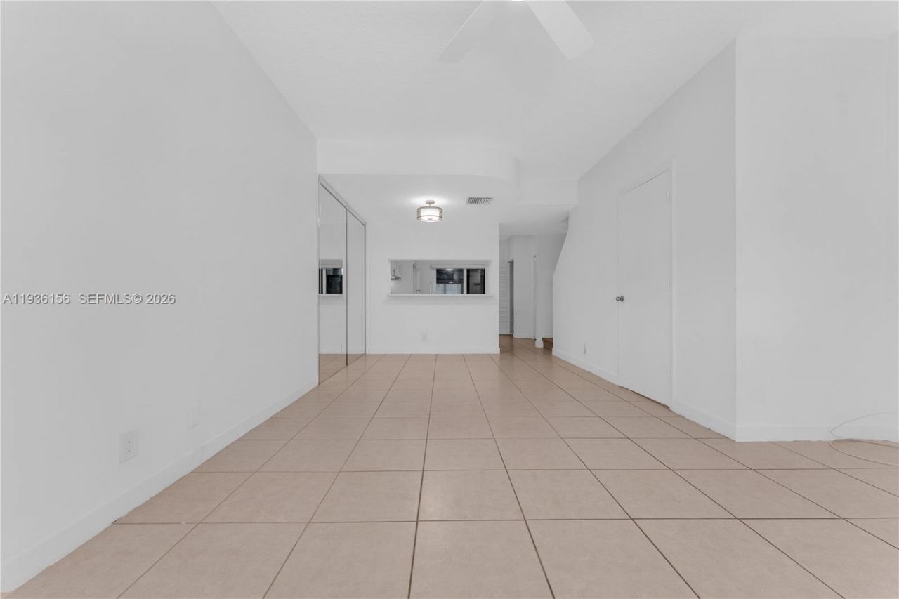 3325 Cabaret Ln, Margate, FL 33063 Photo