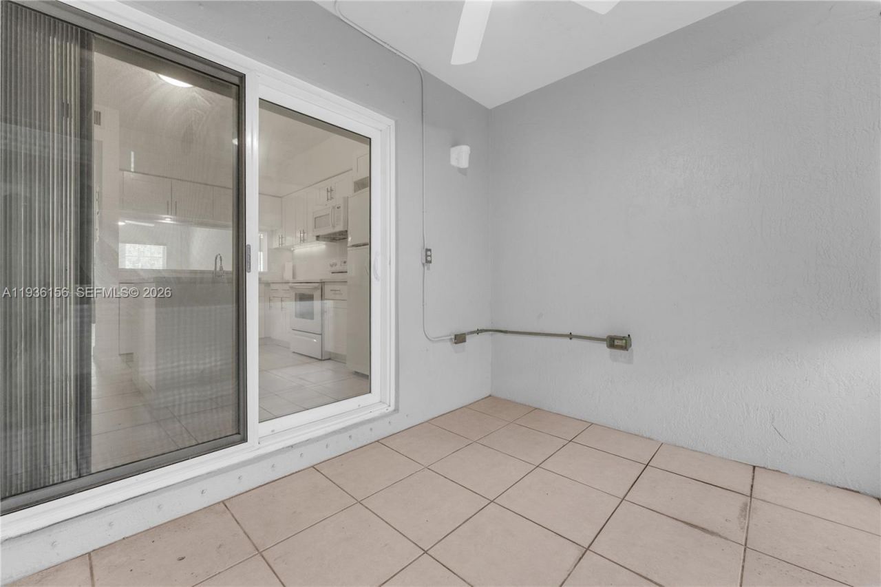 3325 Cabaret Ln, Margate, FL 33063 Photo