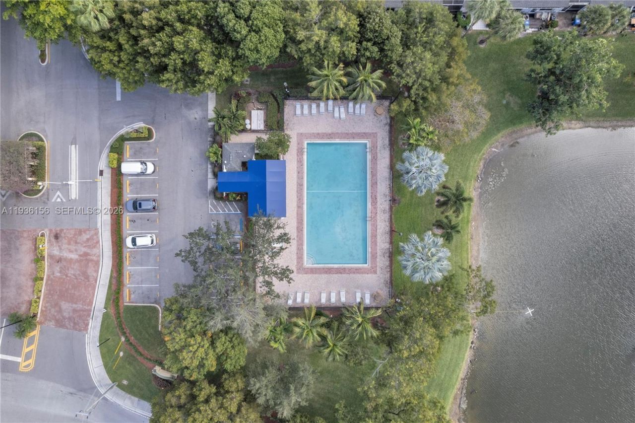 3325 Cabaret Ln, Margate, FL 33063 Photo