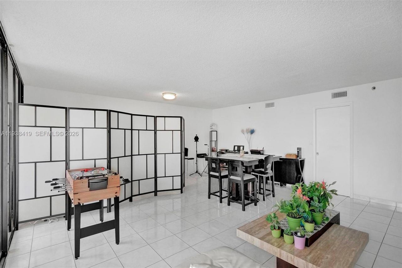 9300 Bay Harbor Ter, Unit 4B, Bay Harbor Islands, FL 33154 Photo