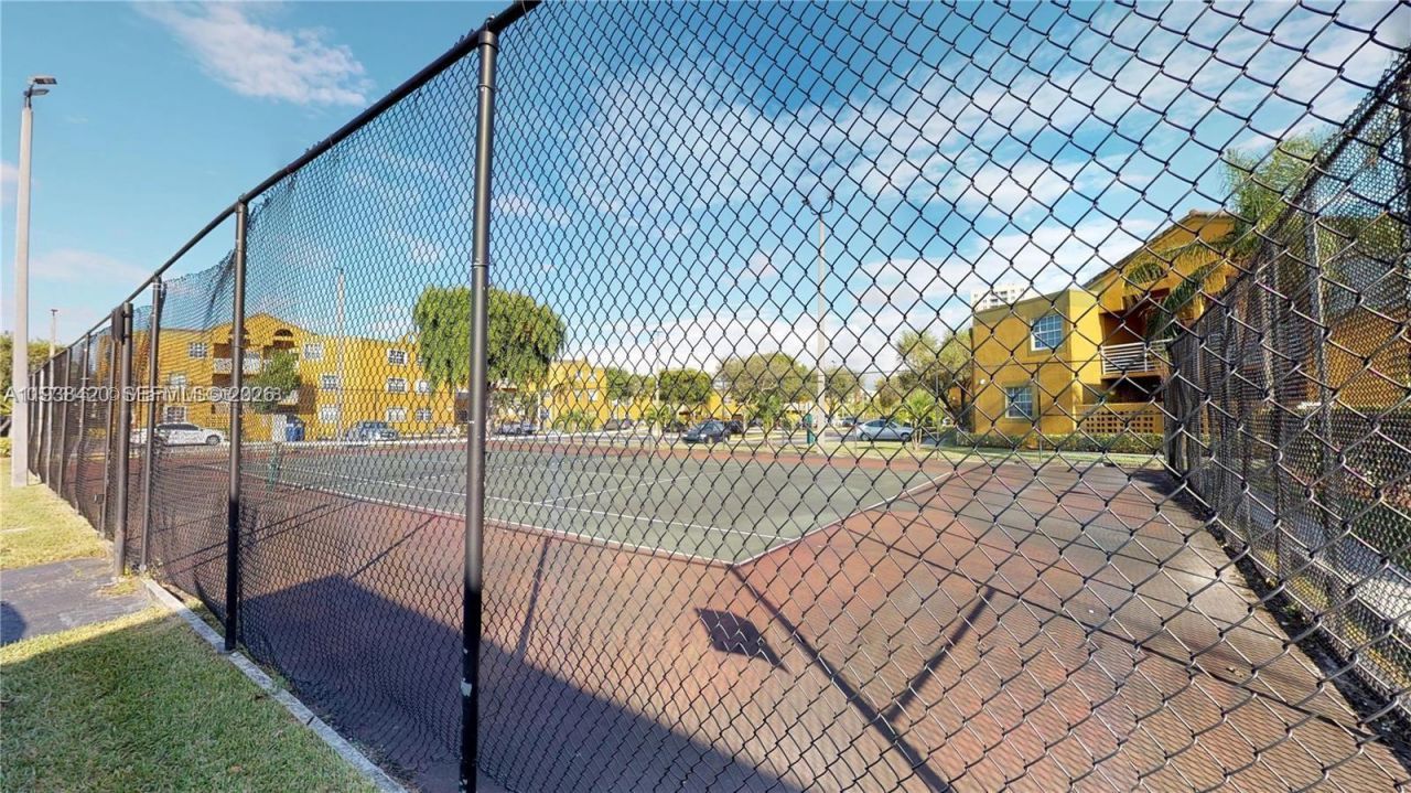 9735 Fontainebleau Blvd, Unit G308, Miami, FL 33172 Photo