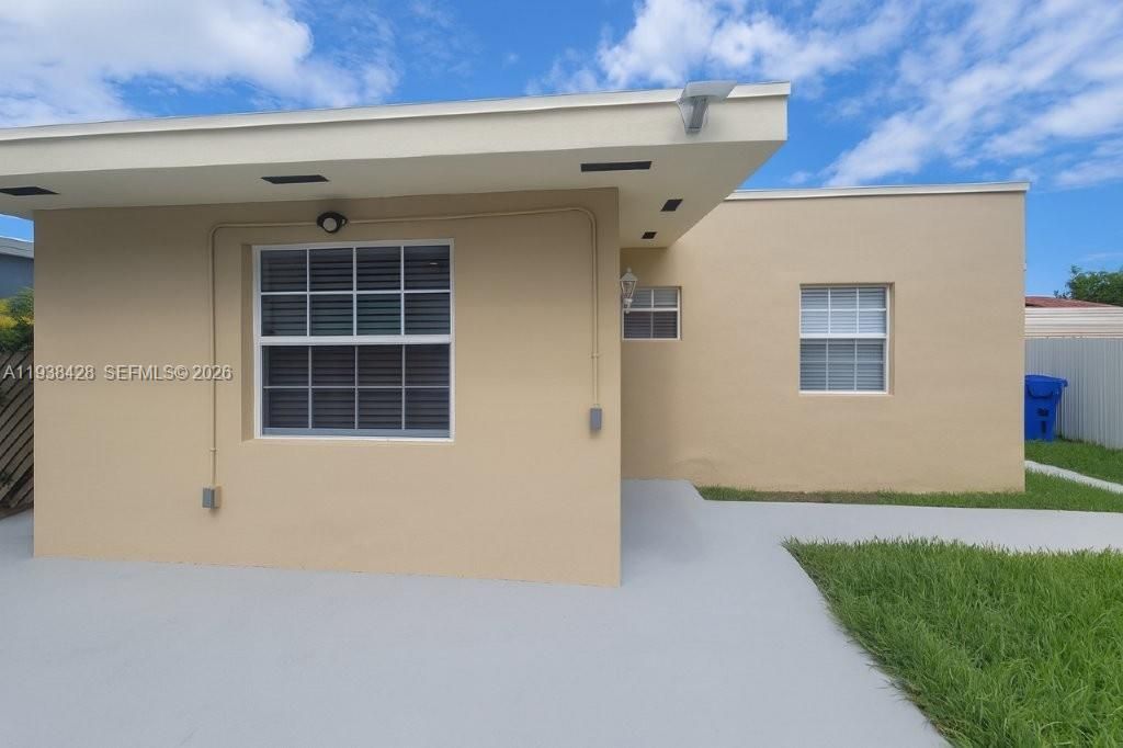 2265 SW 15th St, Unit Rear, Miami, FL 33145 Photo