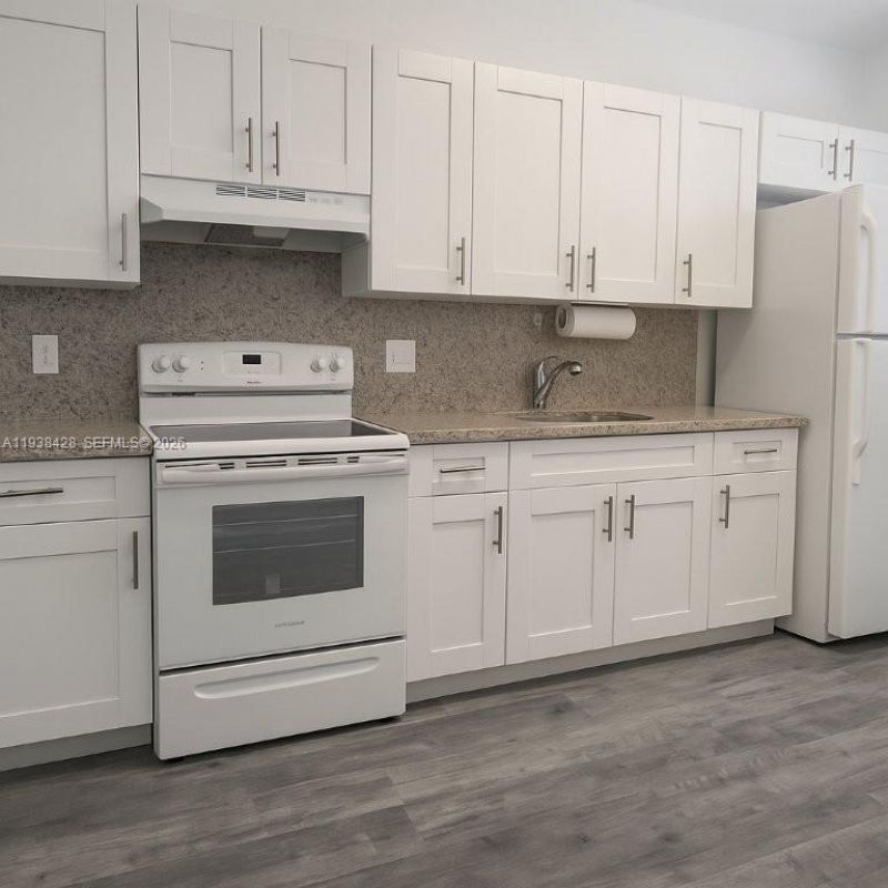 2265 SW 15th St, Unit Rear, Miami, FL 33145 Photo