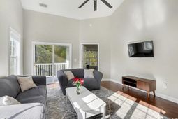 124 Westhaven Dr. photo 4