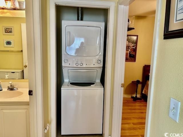 398 Blue Stem Dr. Photo 16