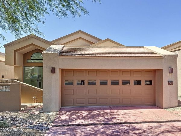 25150 N WINDY WALK Drive, Unit 14, Scottsdale, AZ 85255