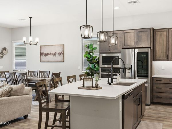 23137 E CARRIAGE Way, Queen Creek, AZ 85142