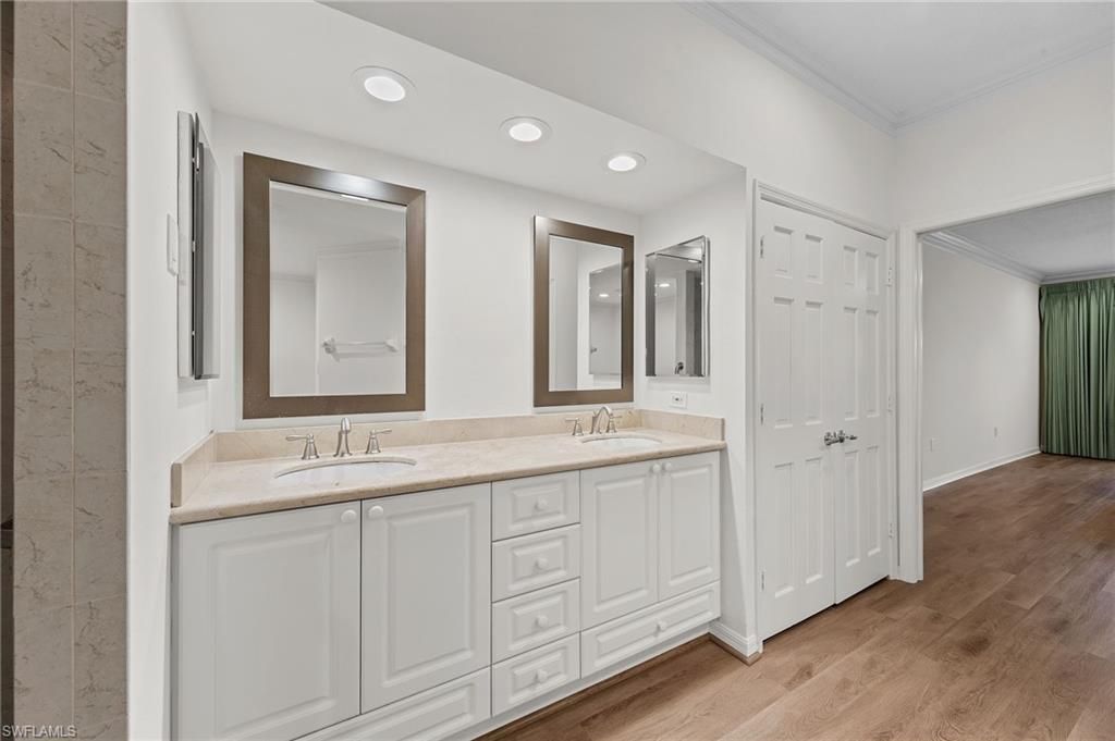 405 Arbor Lake Dr, Unit 4-103, Naples, FL 34110 Photo