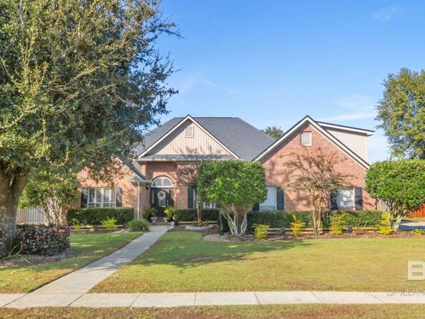 25547 Ravenwood Circle, Daphne, AL 36526