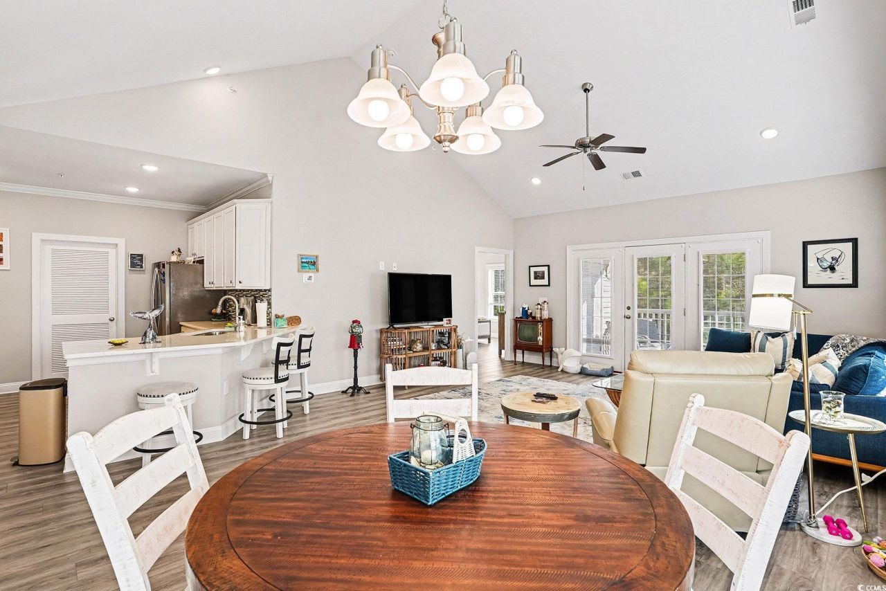 941 Jackline Place Photo 14