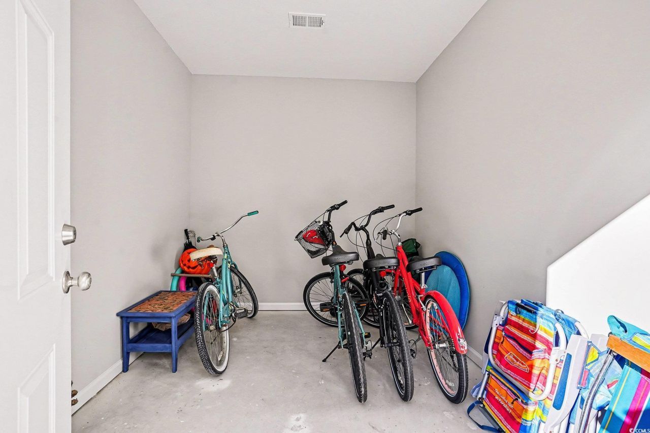 941 Jackline Place Photo 23