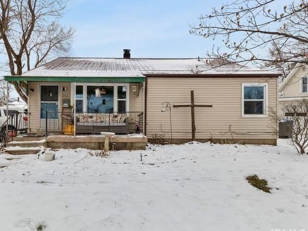 152 N Nappanee Street, Nappanee, IN 46550