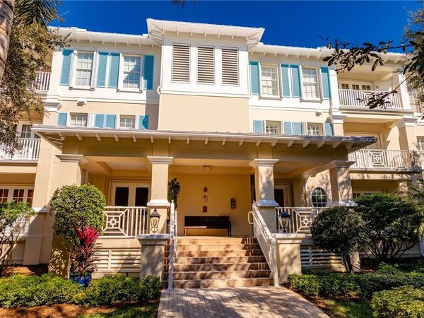 110 Island Plantation Terrace, Unit 201, Vero Beach, FL 32963