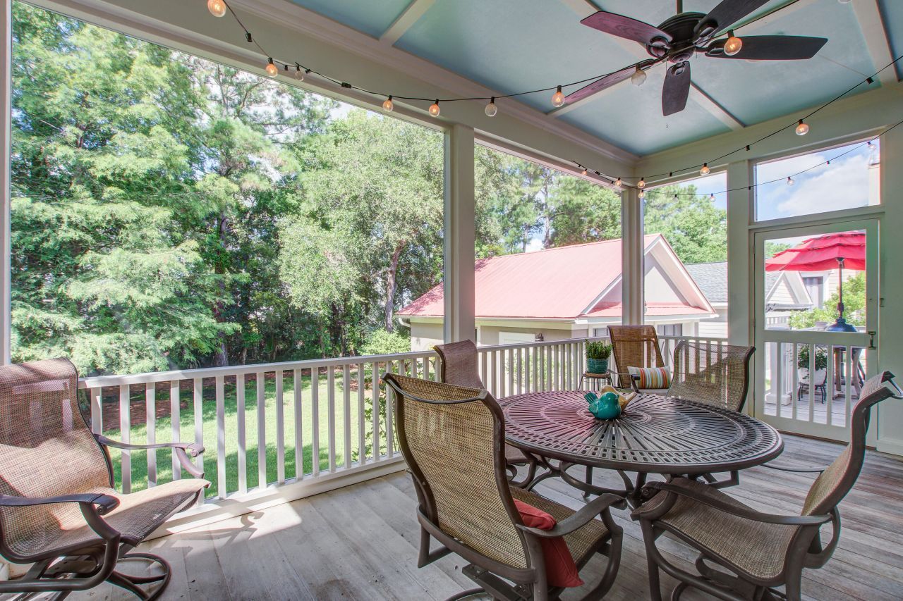 364 Evian Way Photo 28