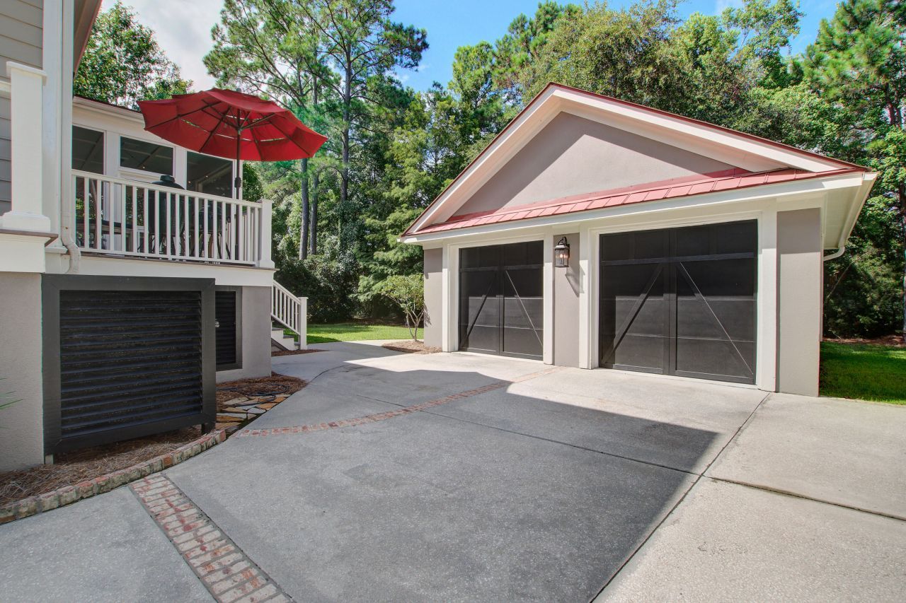 364 Evian Way Photo 33