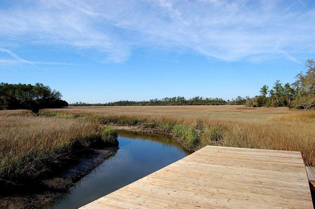 364 Evian Way Photo 44