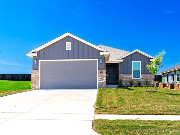 120 S 26th Street, Collinsville, OK 74021