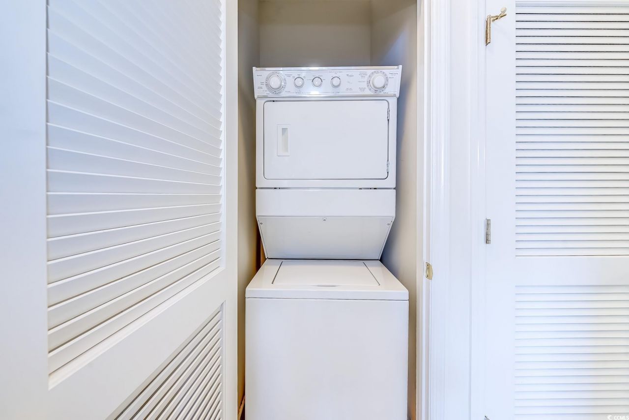 5801 Oyster Catcher Dr. Photo 21