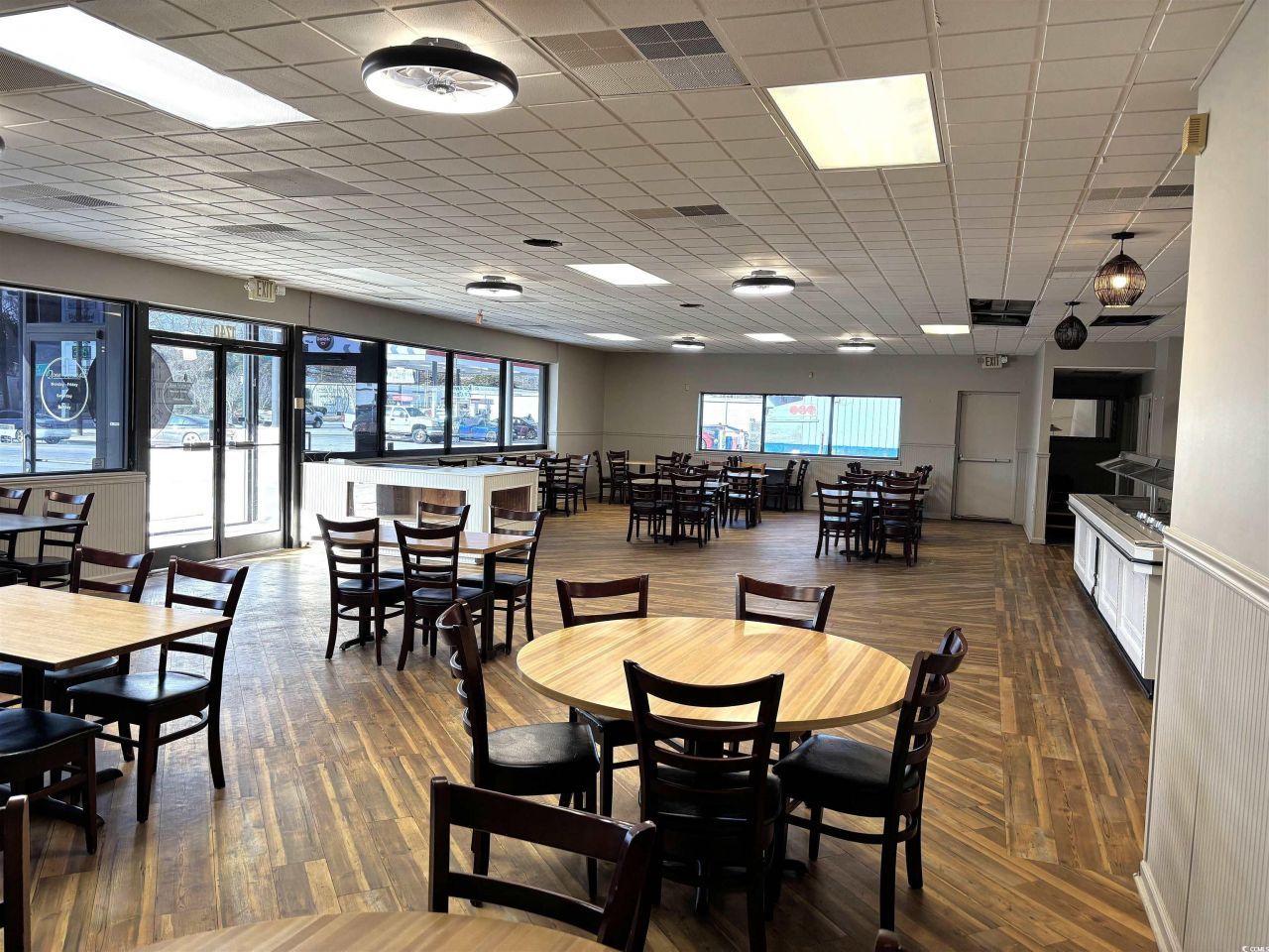 1740 Highmarket St. Photo 6