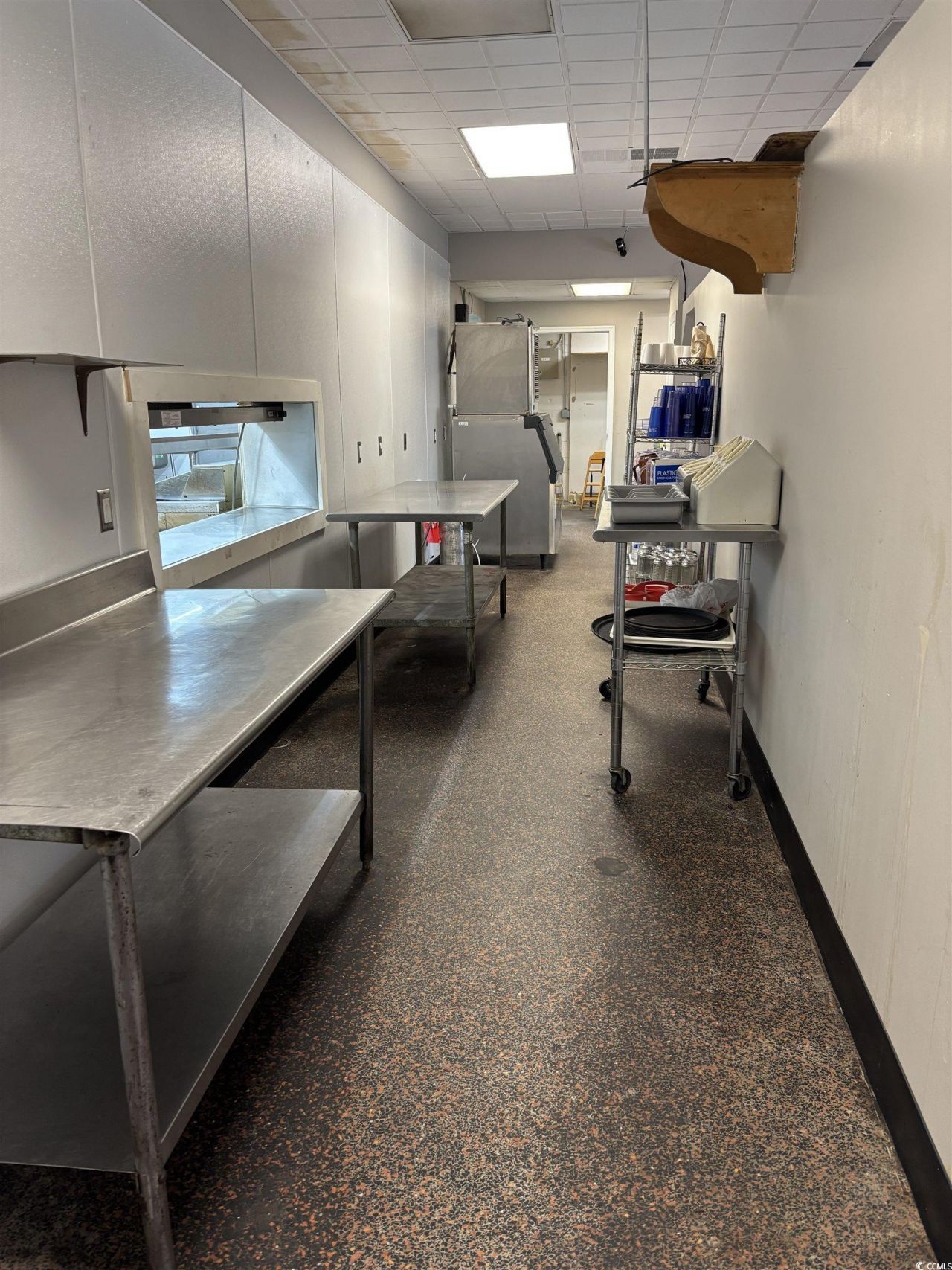 1740 Highmarket St. Photo 7