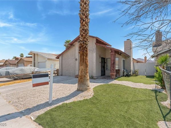 108 Sirnoble Street , Las Vegas, NV 89110