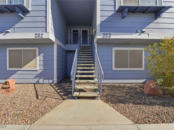 5330 Portavilla Court, Unit 203, Las Vegas, NV 89122