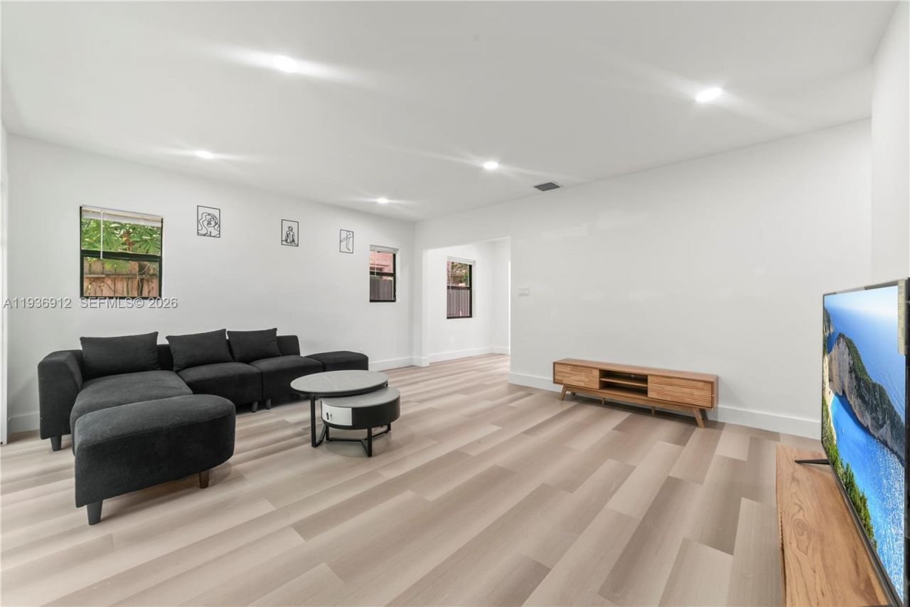 509 SE 19th St, Fort Lauderdale, FL 33316 Photo