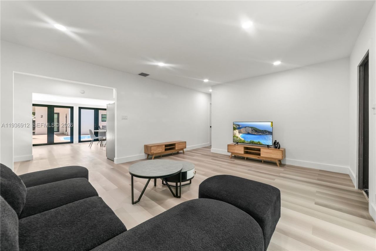 509 SE 19th St, Fort Lauderdale, FL 33316 Photo