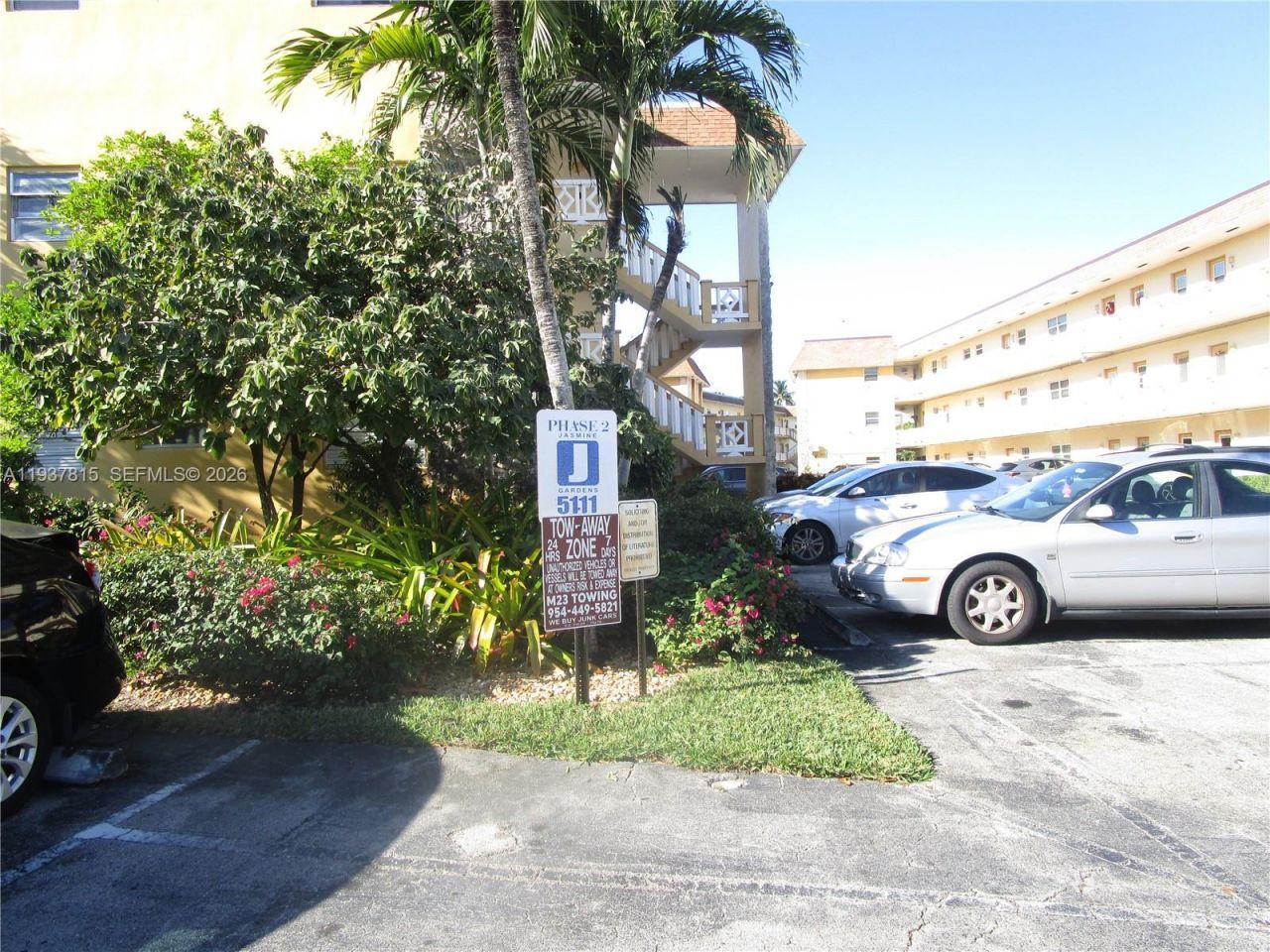 5111 W Oakland Park Blvd, Unit 301, Lauderdale Lakes, FL 33313 Photo