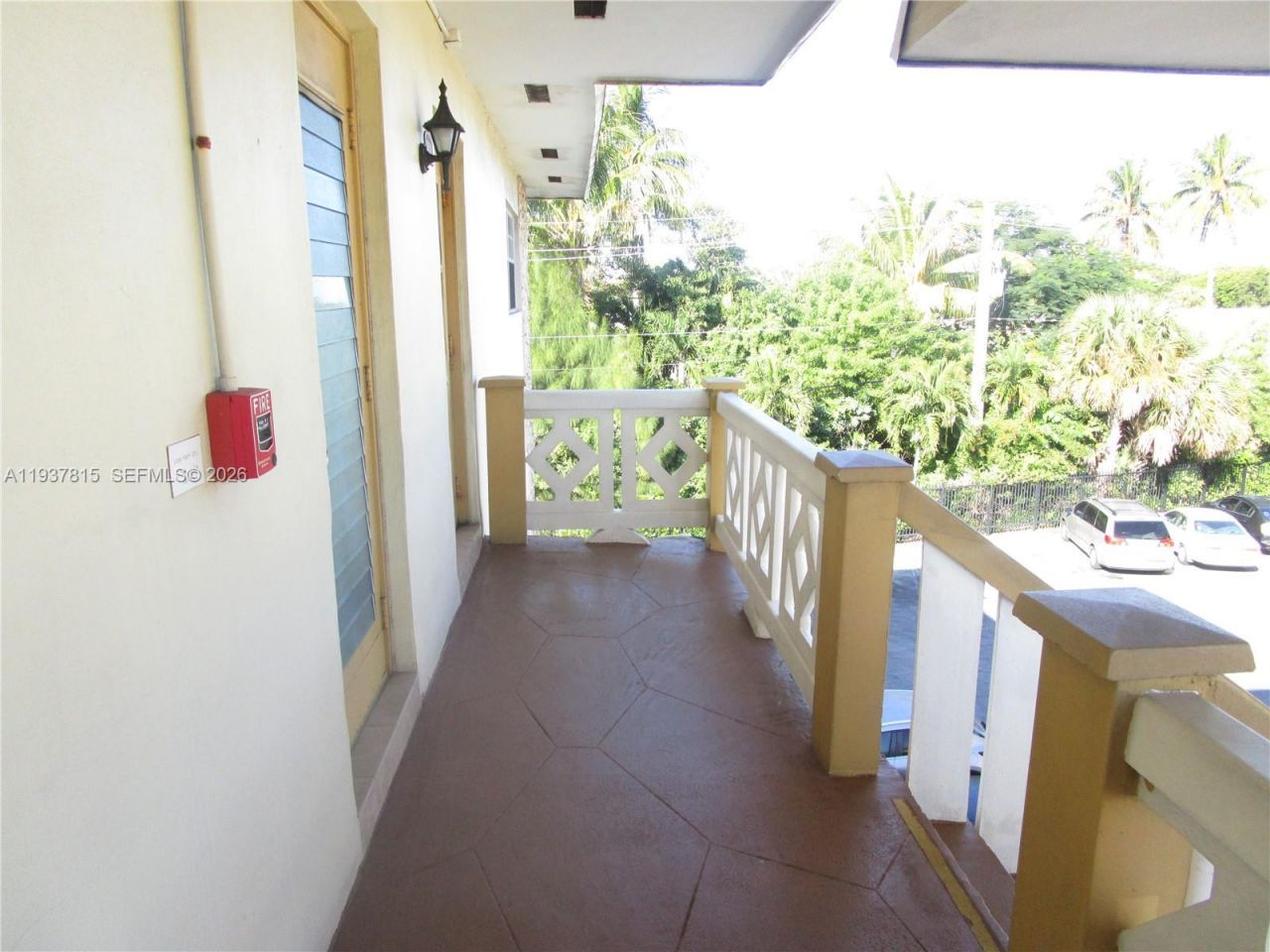 5111 W Oakland Park Blvd, Unit 301, Lauderdale Lakes, FL 33313 Photo