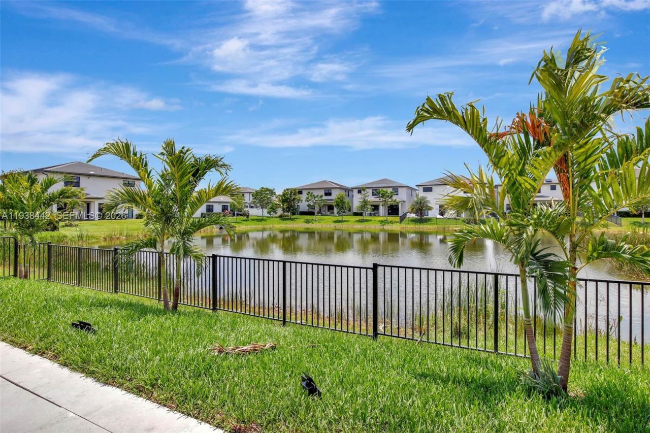 4520 SW 173rd Ave, Miramar, FL 33029 Photo