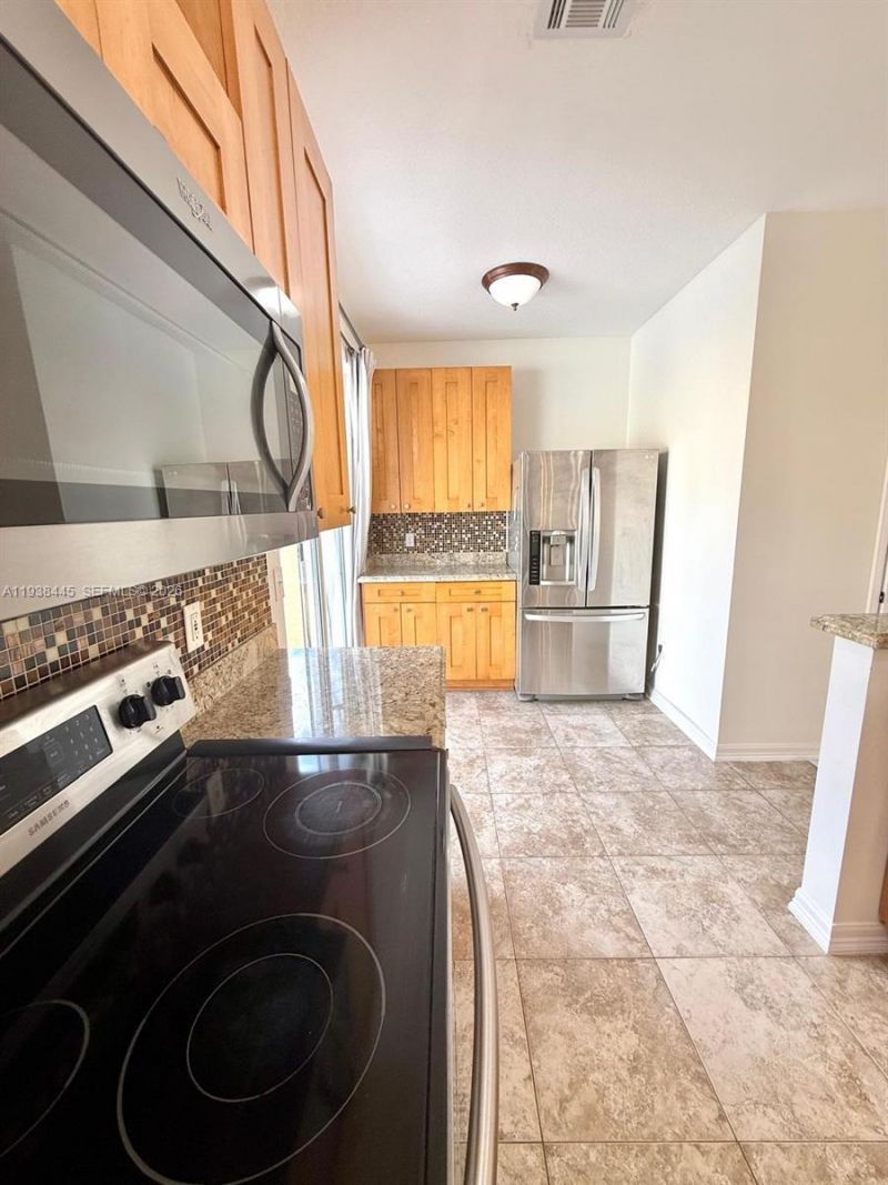 1355 NW 154th Ln, Unit 1355, Pembroke Pines, FL 33028 Photo