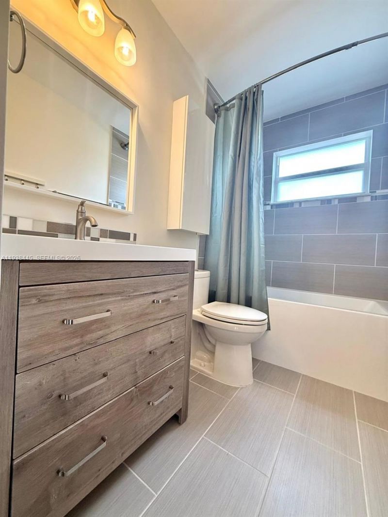 1355 NW 154th Ln, Unit 1355, Pembroke Pines, FL 33028 Photo