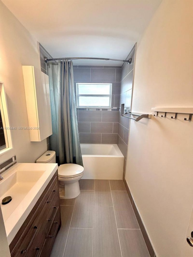 1355 NW 154th Ln, Unit 1355, Pembroke Pines, FL 33028 Photo