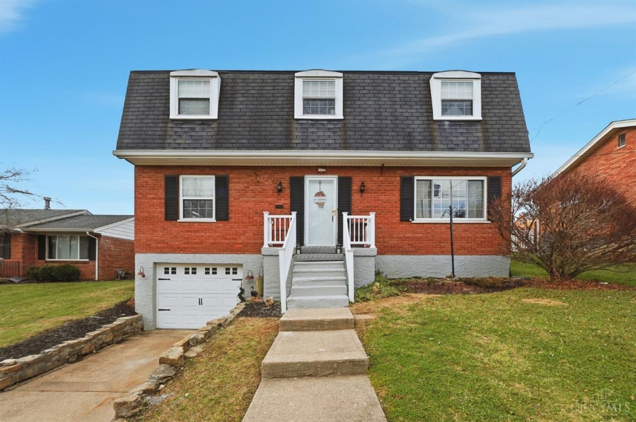 625 Conina Drive, Delhi Twp, OH 45233 Main Photo