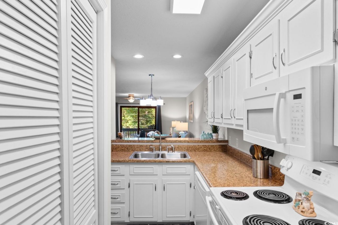 816 9th Ave. S Photo 8