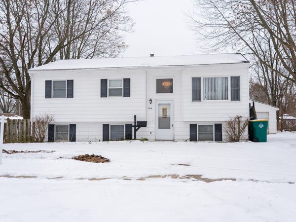1586 Foley Avenue, Ypsilanti, MI 48198