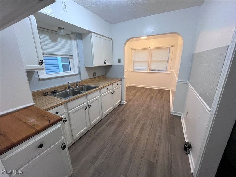 853 Russell Avenue, Akron, OH 44307 Photo 5