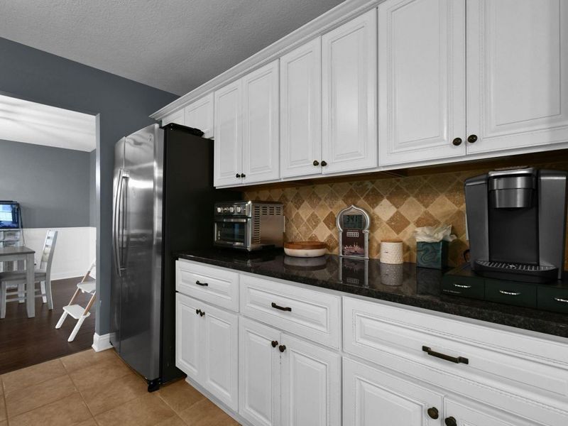 2625 Abbey Knoll Drive, Lewis Center, OH 43035 Photo 12