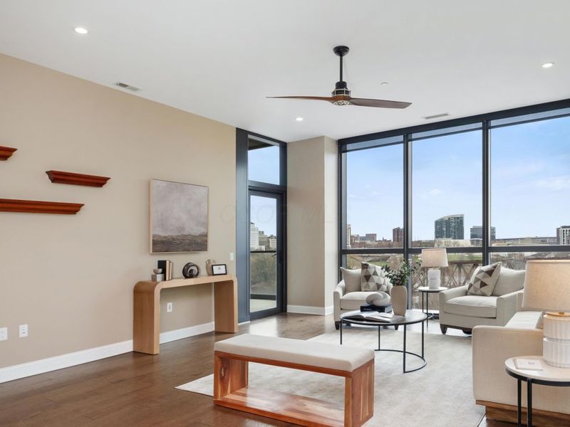 250 W Spring Street, Unit 512, Columbus, OH 43215 Photo 2