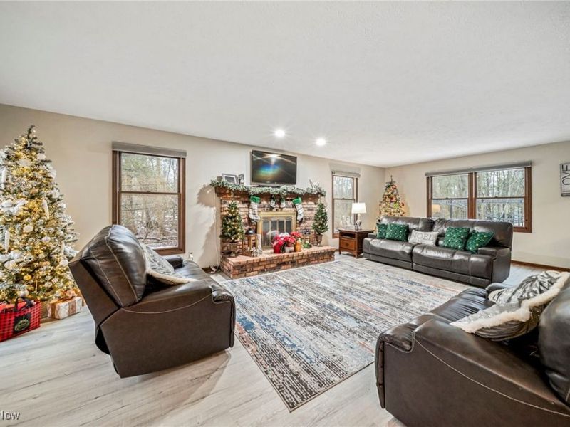 13340 Auburn Road, Chardon, OH 44024 Photo 9