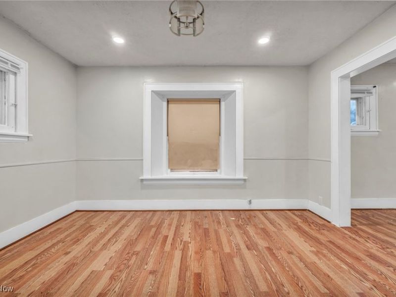 960 Whittier Avenue, Akron, OH 44320 Photo 13