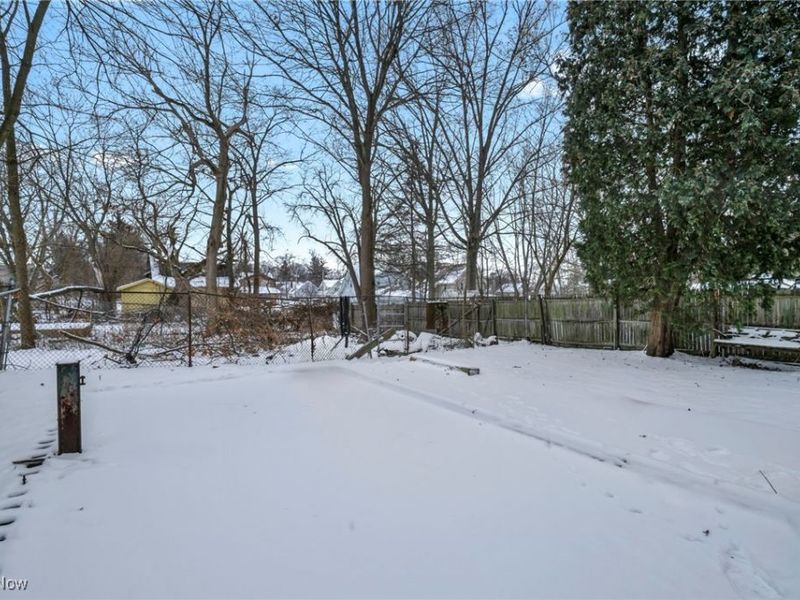 960 Whittier Avenue, Akron, OH 44320 Photo 30