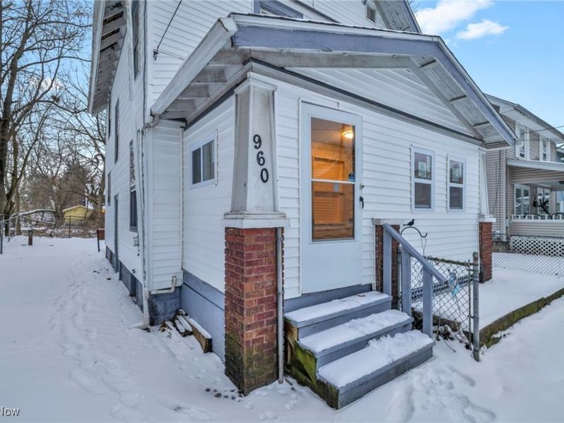 960 Whittier Avenue, Akron, OH 44320 Photo 4