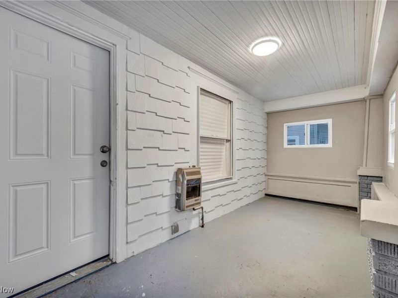 960 Whittier Avenue, Akron, OH 44320 Photo 6