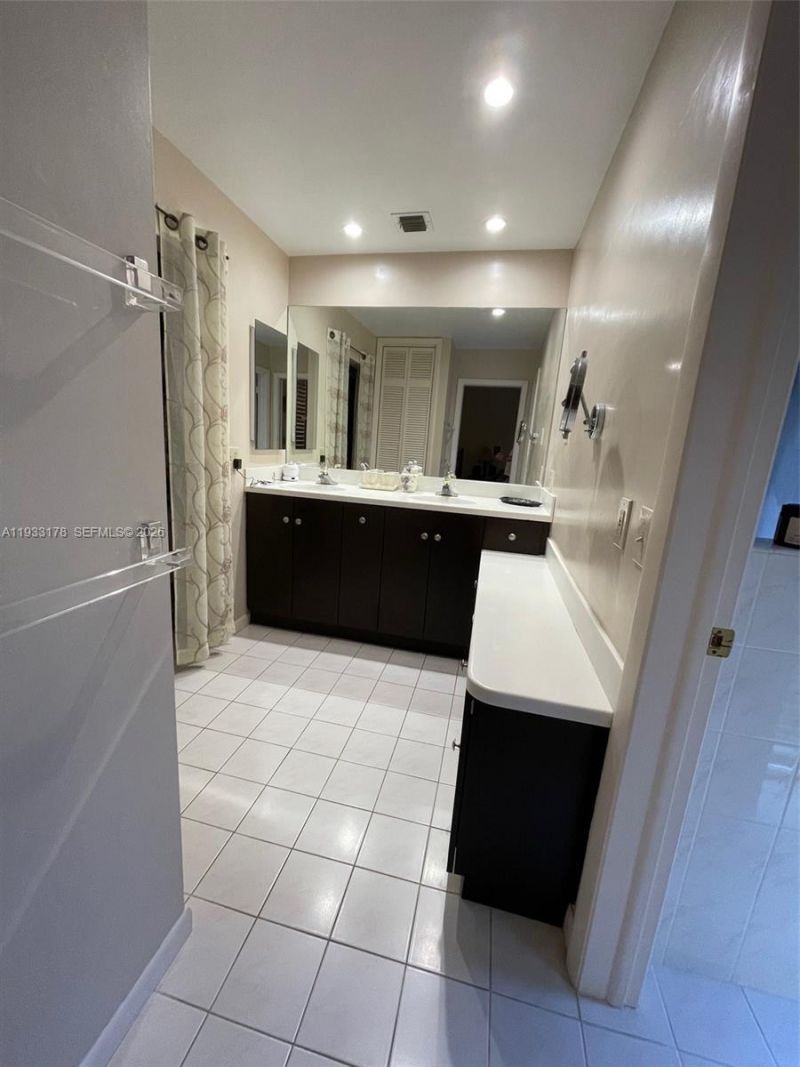 17025 SW 80th Ct, Palmetto Bay, FL 33157 Photo