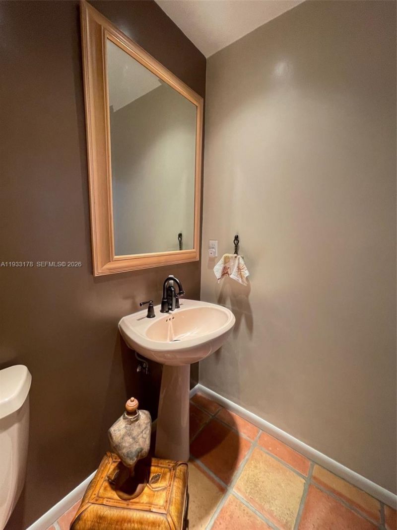 17025 SW 80th Ct, Palmetto Bay, FL 33157 Photo