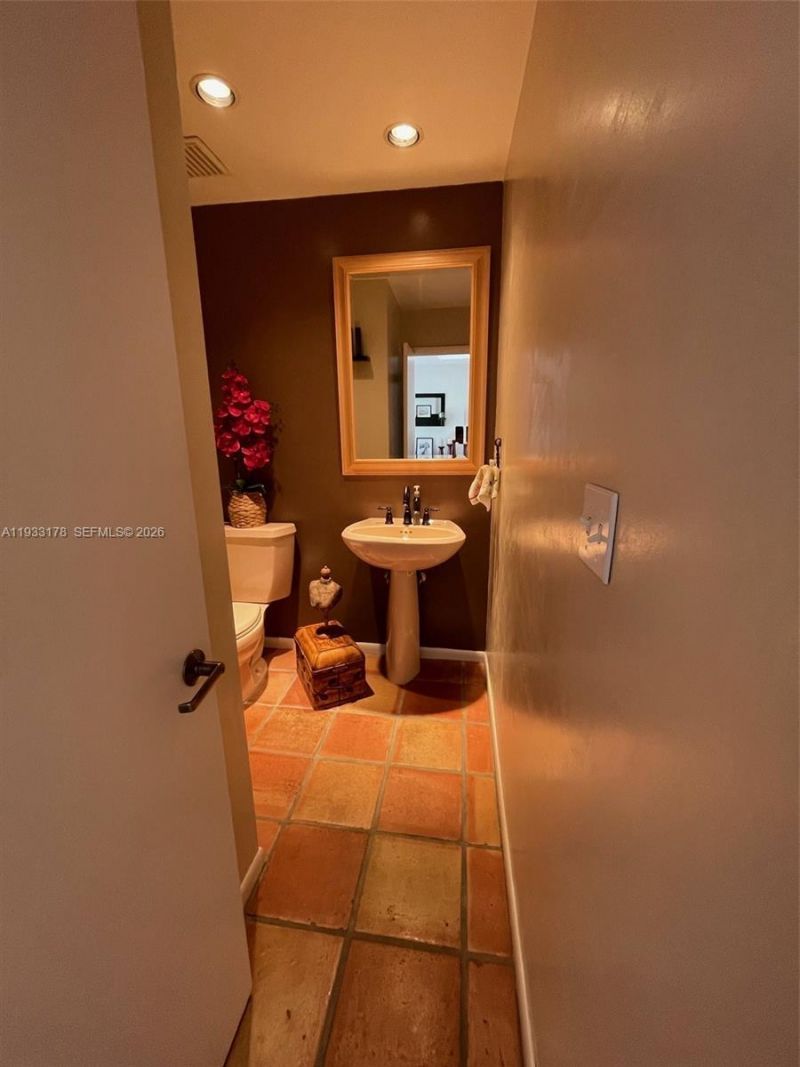 17025 SW 80th Ct, Palmetto Bay, FL 33157 Photo