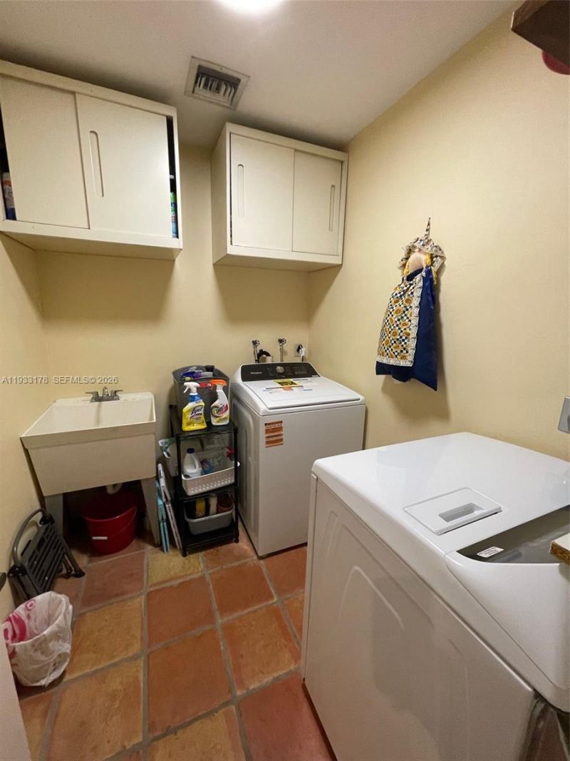 17025 SW 80th Ct, Palmetto Bay, FL 33157 Photo