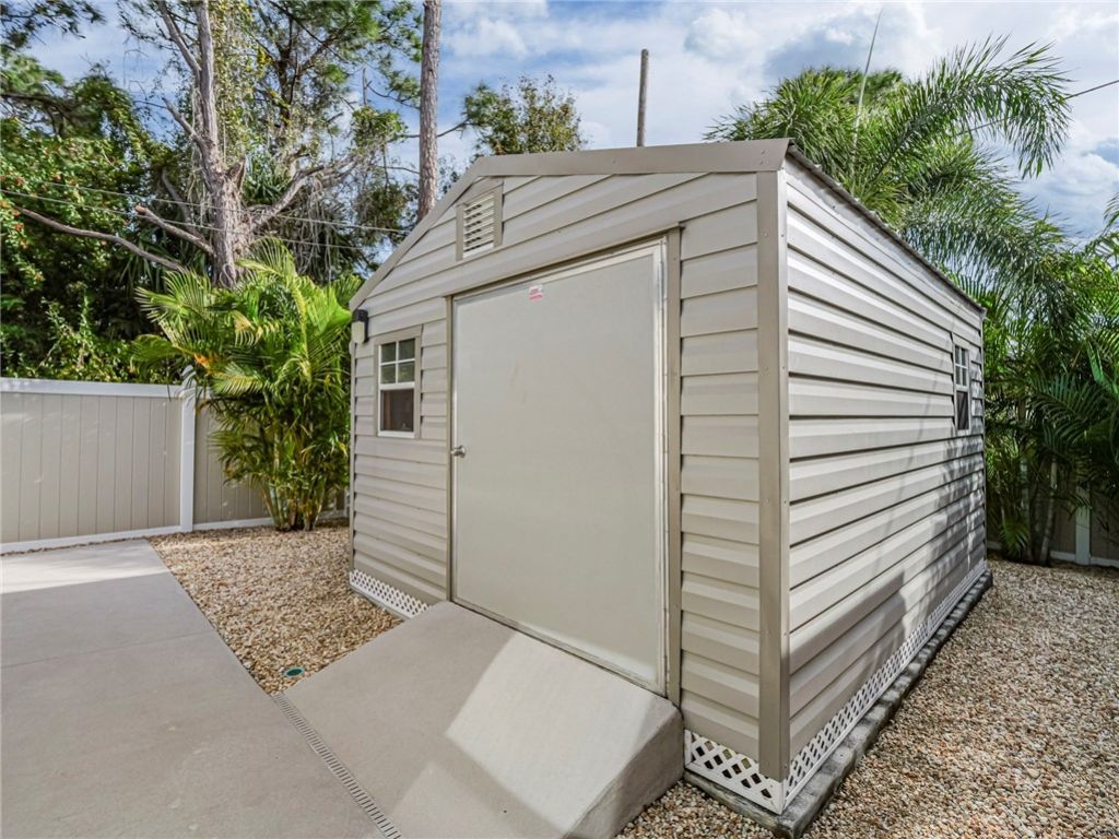 702 Carnation Drive, Sebastian, FL 32958 Photo